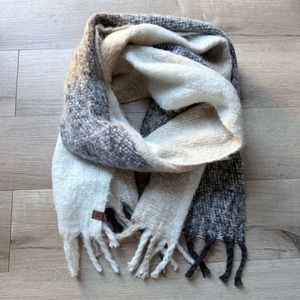 Lucky Brand Blanket Scarf Womens Plaid Winter Fall Holiday Warm Cozy One Size